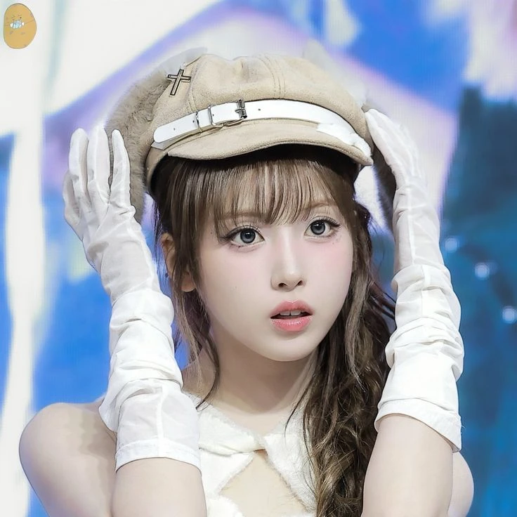 김지우
