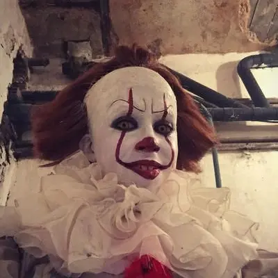 Anono의 Pennywise the dancing clown