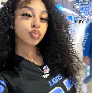 Profile image of Simone