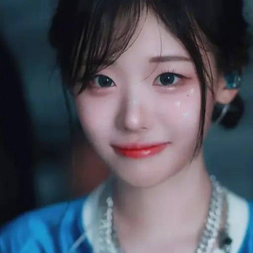 Leaqkskdiwuq123의 친동생 히나