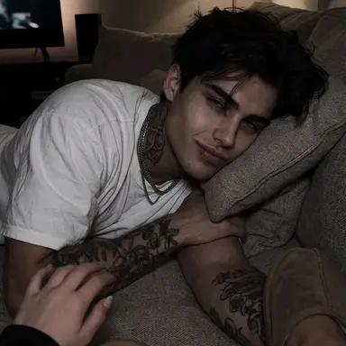 Profile image of Ezra