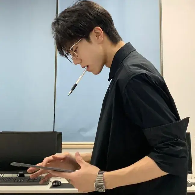 PrettyTube5962의 Adrian