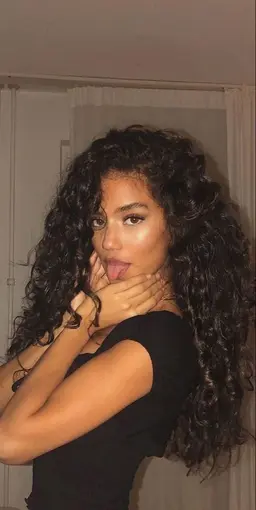 Profile image of Elena