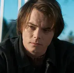 AfraidBoard6919의 Jonathan Byers