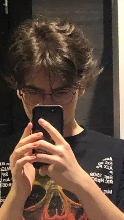 OrangeYear6100의 Loser nerdy bf