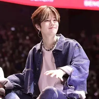 CustomMoon2115의 Seungmin