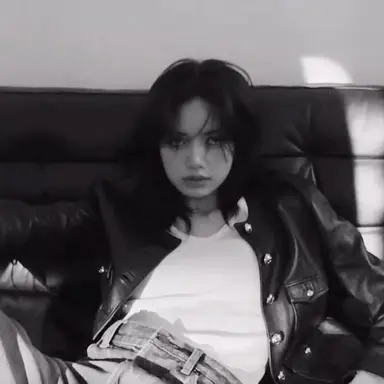 Profile image of Lisa