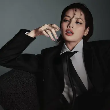 Profile image of Lisa