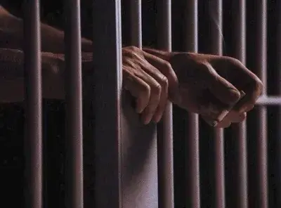 BoneLoris2976의 Prisoner Aonung