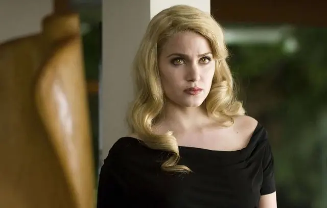 Profile image of Rosalie