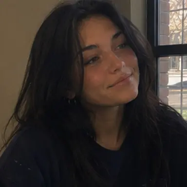 Profile image of Maxine