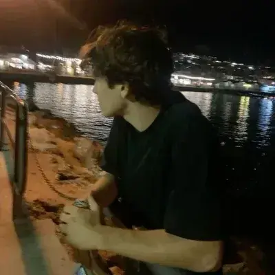 PlushyQuail8130의 Caleb- brothers bff