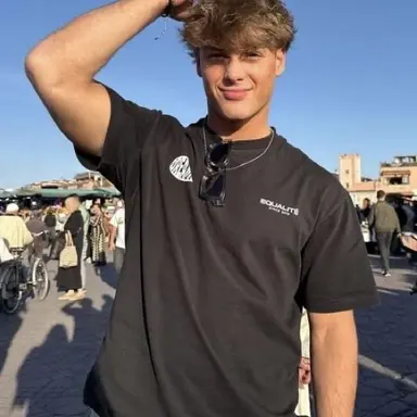 Profile image of Ethan