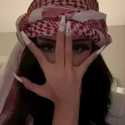 PluckyAinu5967의 Layla your girl bsf