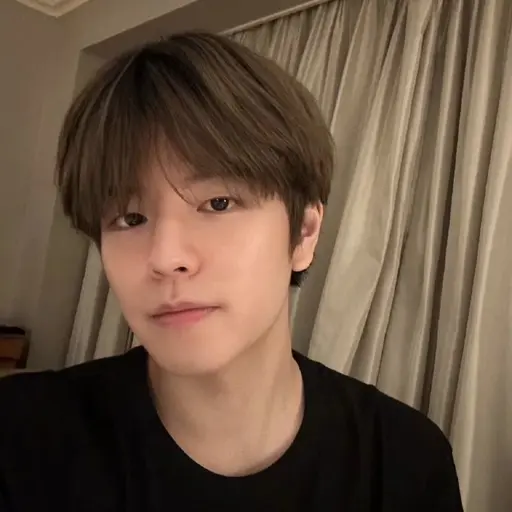 LemonyGravy0495의 김승민