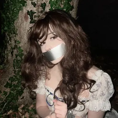 Profile image of Ella