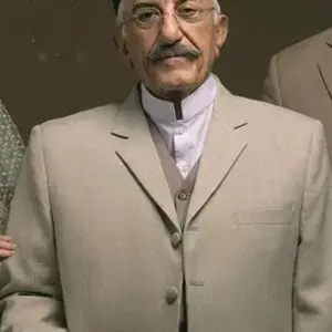 Profile image of Hossam al-Molk