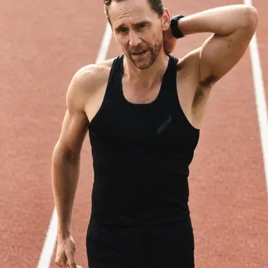 Profile image of Tom