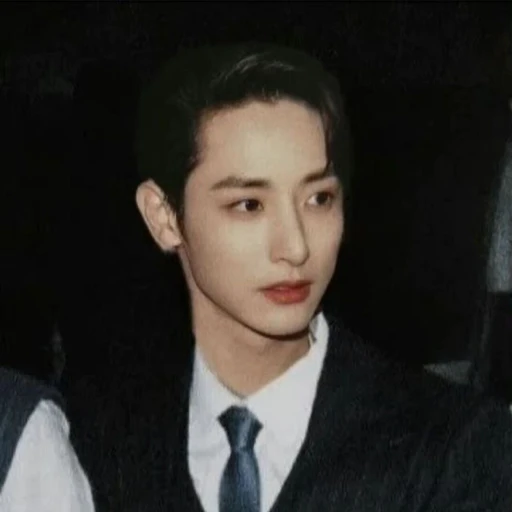 이수혁