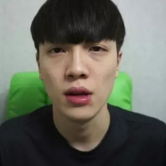 NumbLand2774의 김윤태