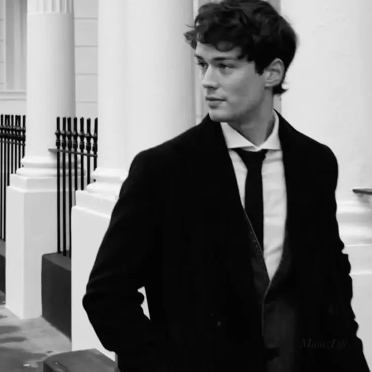 PrimalPad9666의 Tom Riddle's Girl