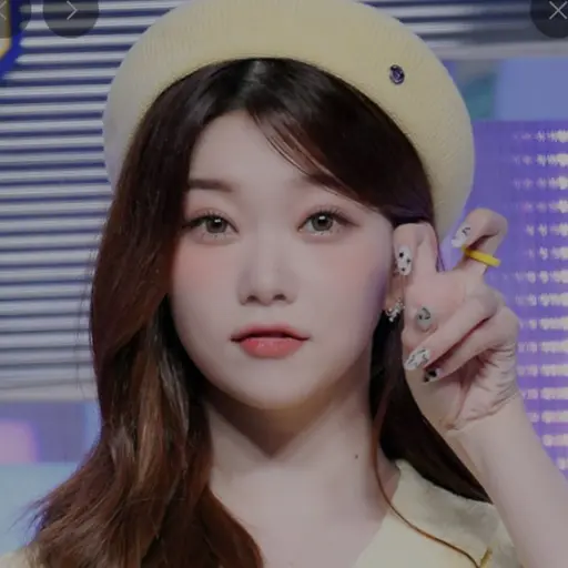 otttte.e의 후쿠토미 츠키