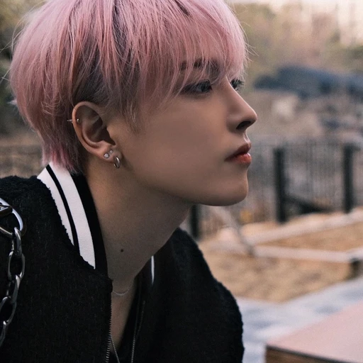 김홍중