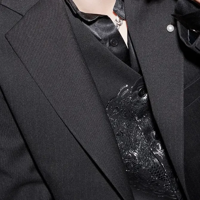 FMS.chandelier_147의 이민호
