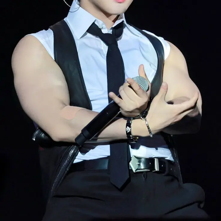 SharpPanel2841의 1,2 안녕하세요.스트레이저입니다!