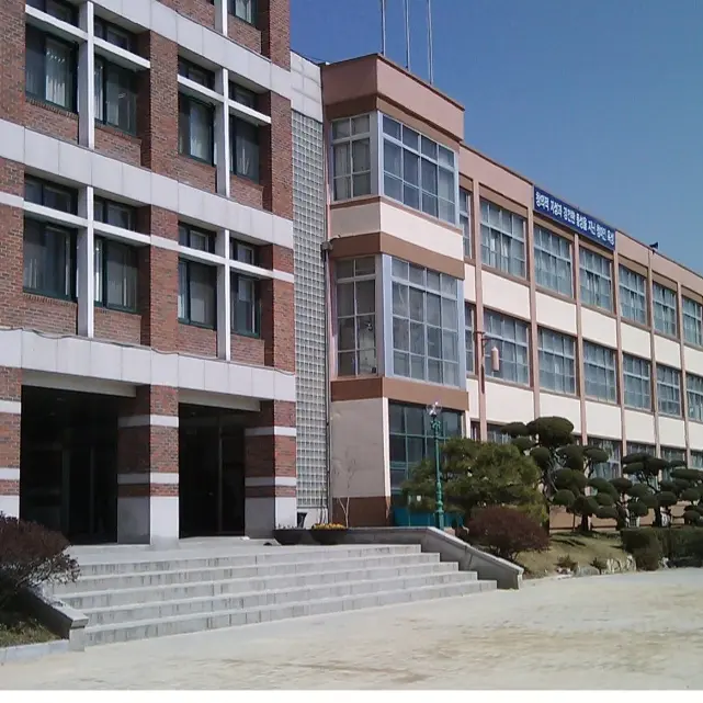 SureMango0759의 남녀공학 고등학교
