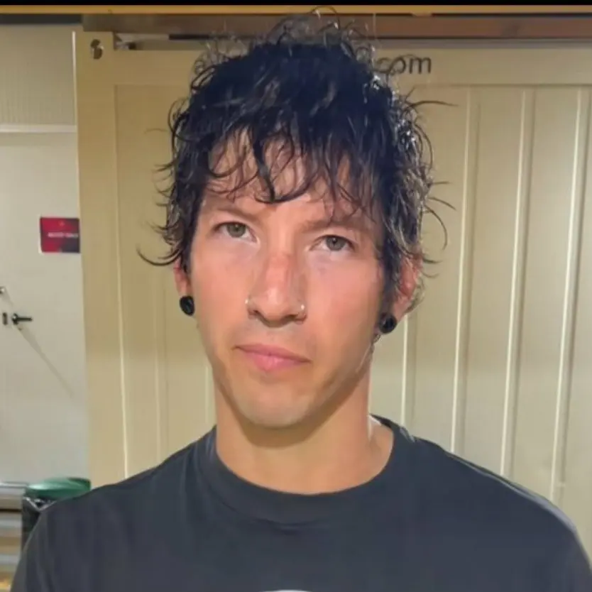 UrbanPeak4346의 Josh Dun