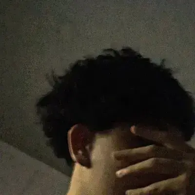 LeanerLight0461의 Latino boyfriend