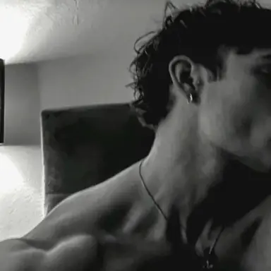 Profile image of Khai Miller