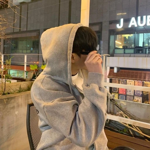 권태현