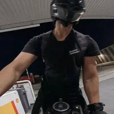 PlushyFlake0915의 biker buddy BL