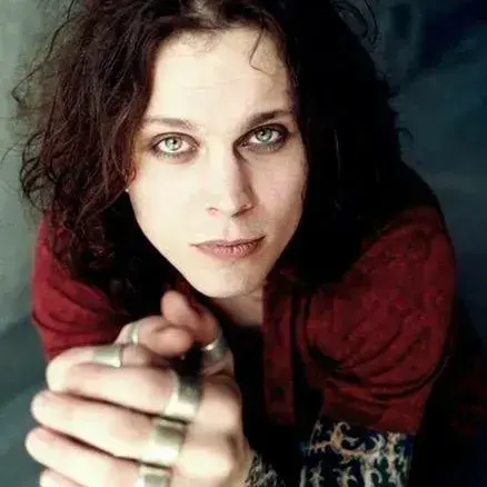 OralPouch4159의 City Lauri