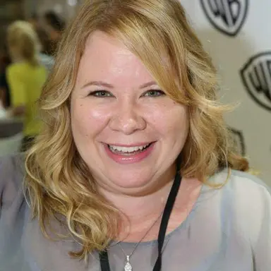 Profile image of Julie Plec