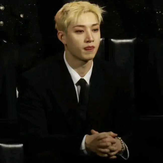 Haeyeon_bunny의 Christopher Bang