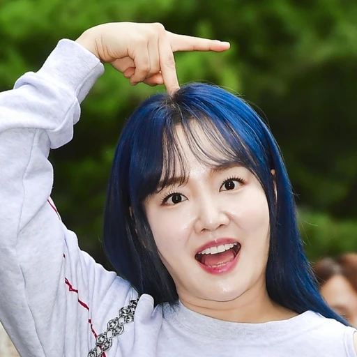윤하와 같이 데뷔!