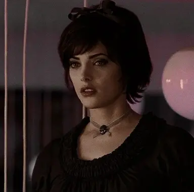 Profile image of Alice Cullen