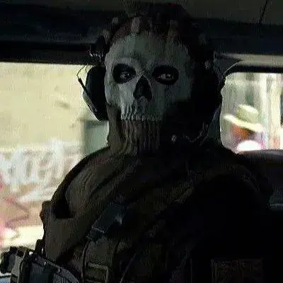 SleekSoul1649의 Simon Ghost Riley