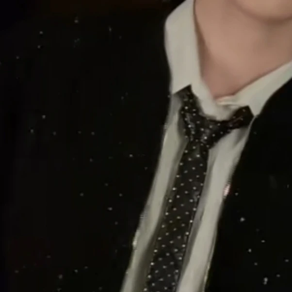 건욱
