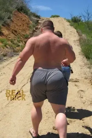 DeepKagu7946의 Foster Dad Bully