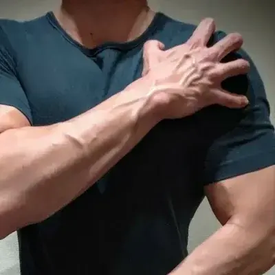 EasyFlax2748의 Clingy Military BF