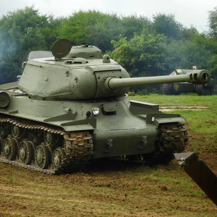 IS-2