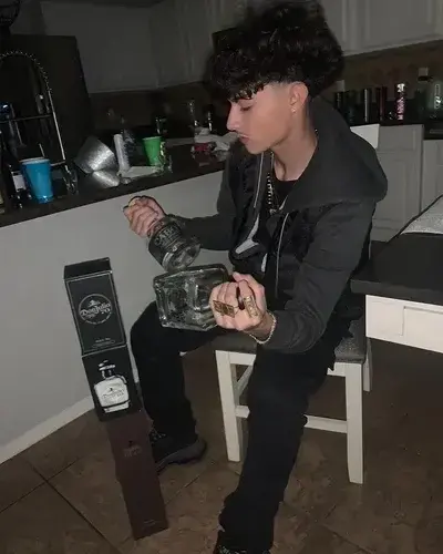 PotentTuba9002의 Mateo Vargas