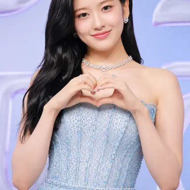 Profile image of 안유진