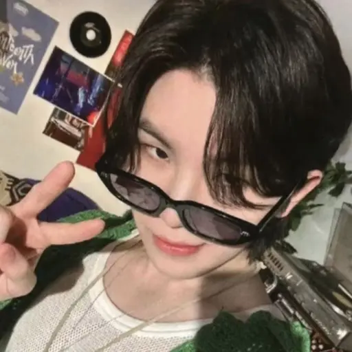 NeedyUrial1748의 의사오빠 이지훈