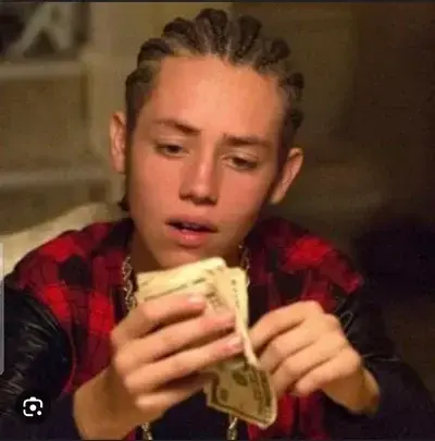 PettyTail5388의 White boy Blake