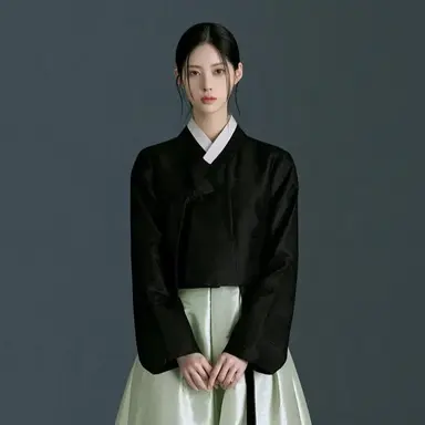 Profile image of Yoon Hee-sook